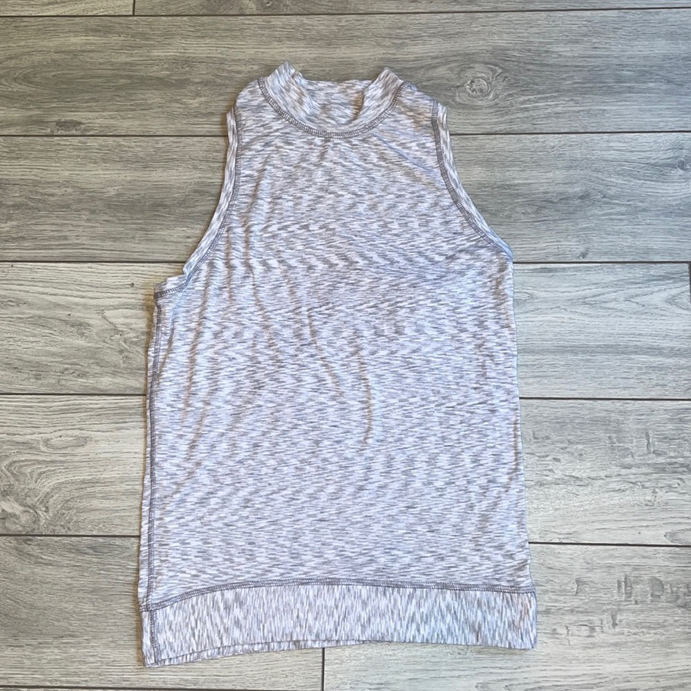 Cascade sports workout top
